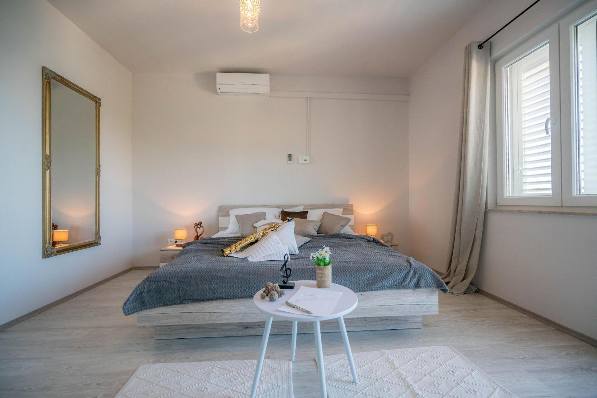 Apartments Sonata Omiš Eksteriør billede