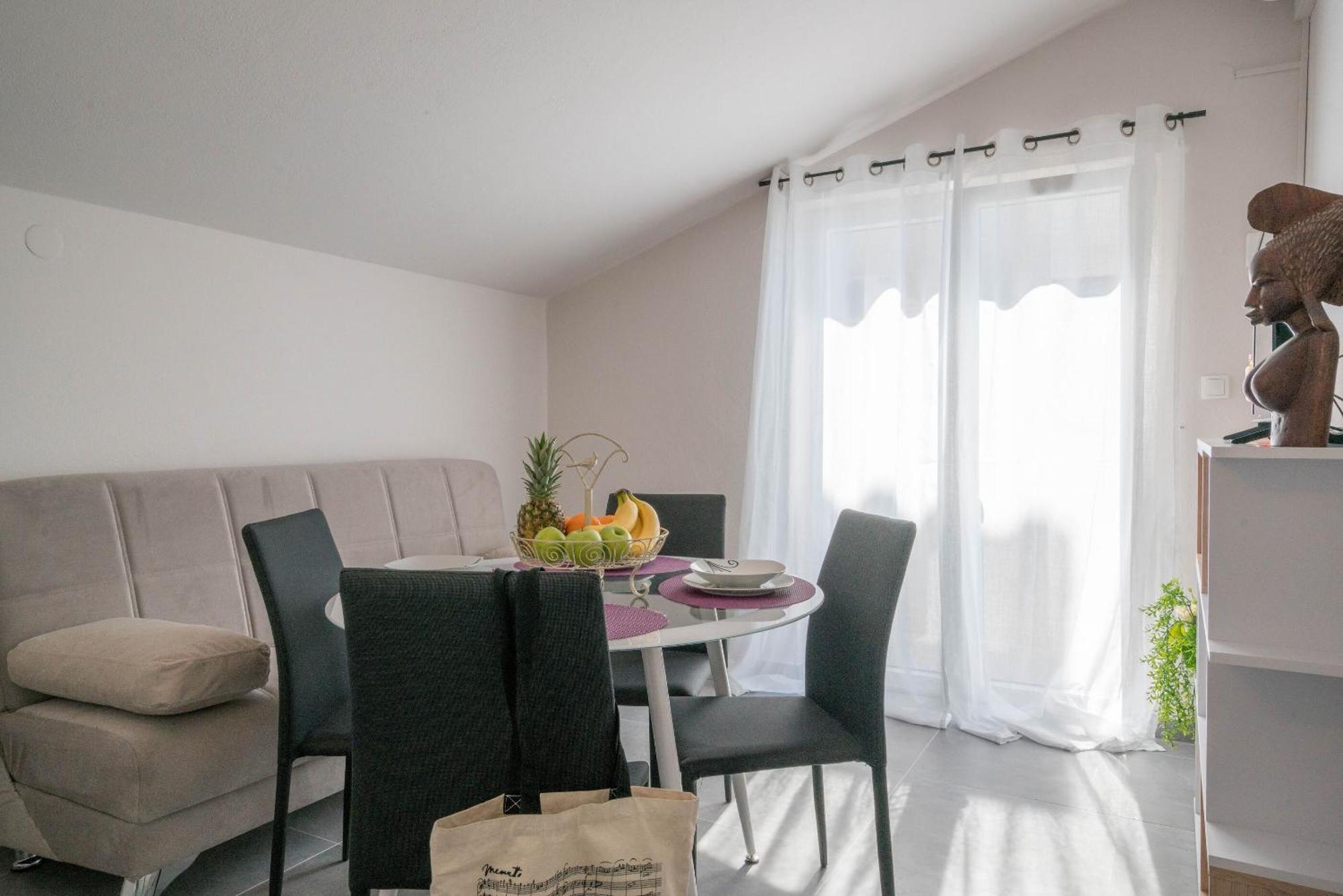 Apartments Sonata Omiš Eksteriør billede